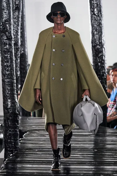 Look 20